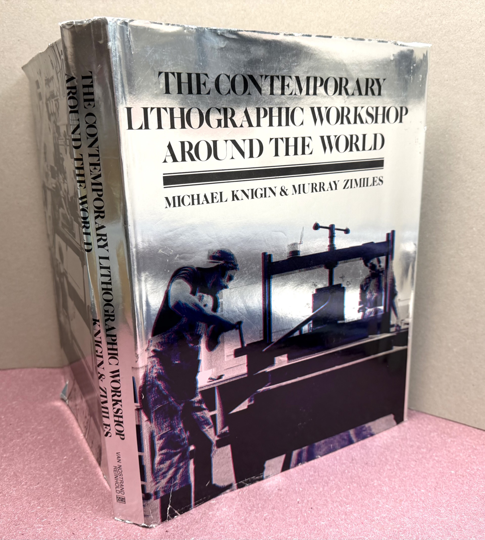 The Contemporary Lithographic Workshop Around the World