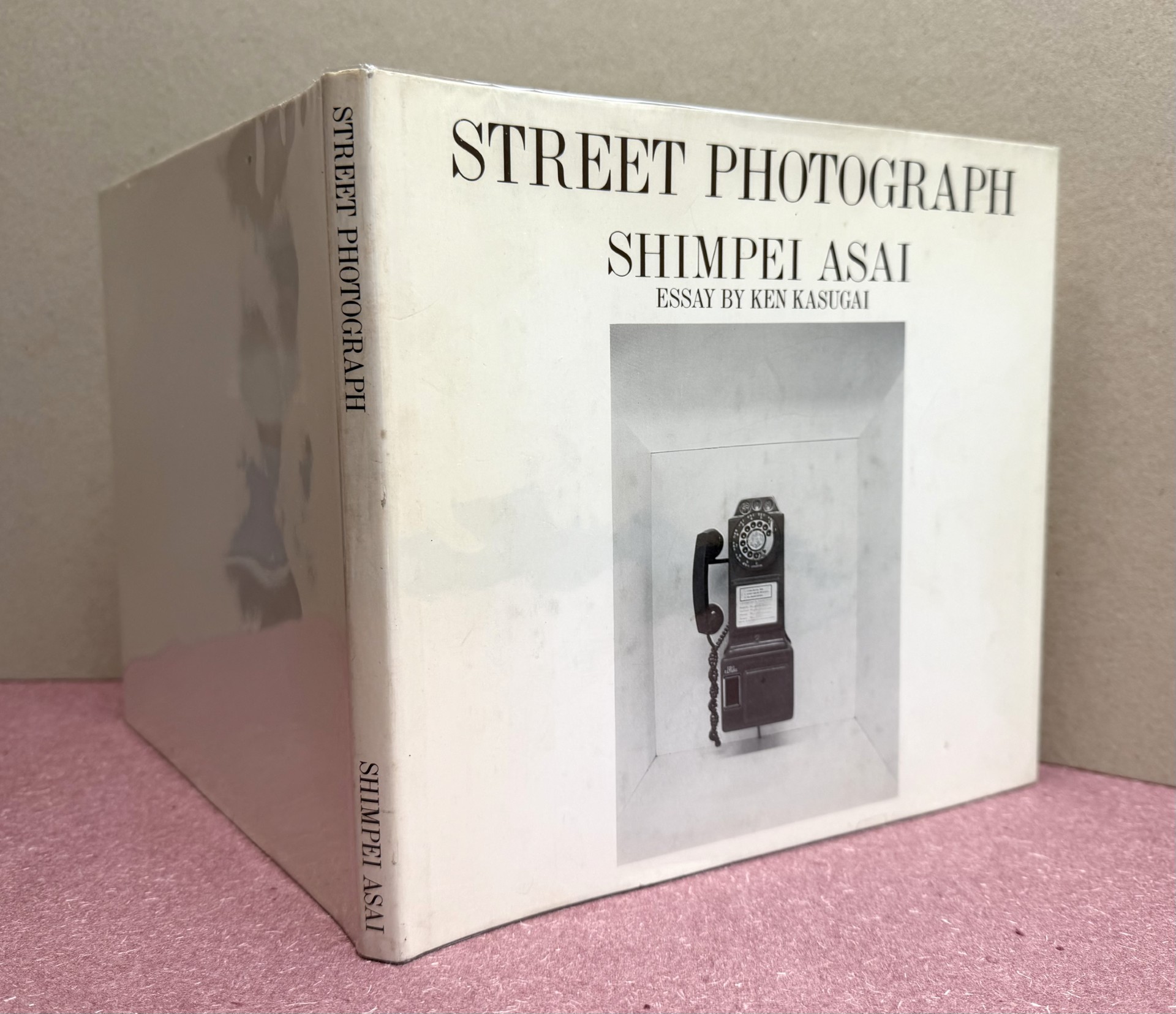 STREET PHOTOGRAPH